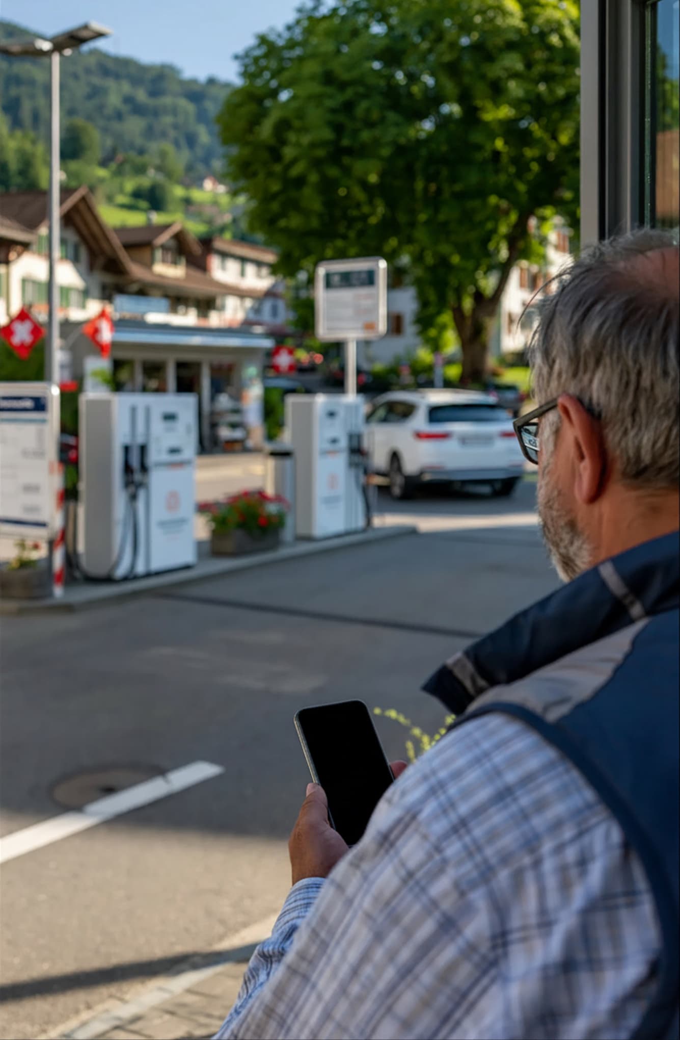 Tankstellen-Personal sichert Videoaufnahmen als Beweismittel